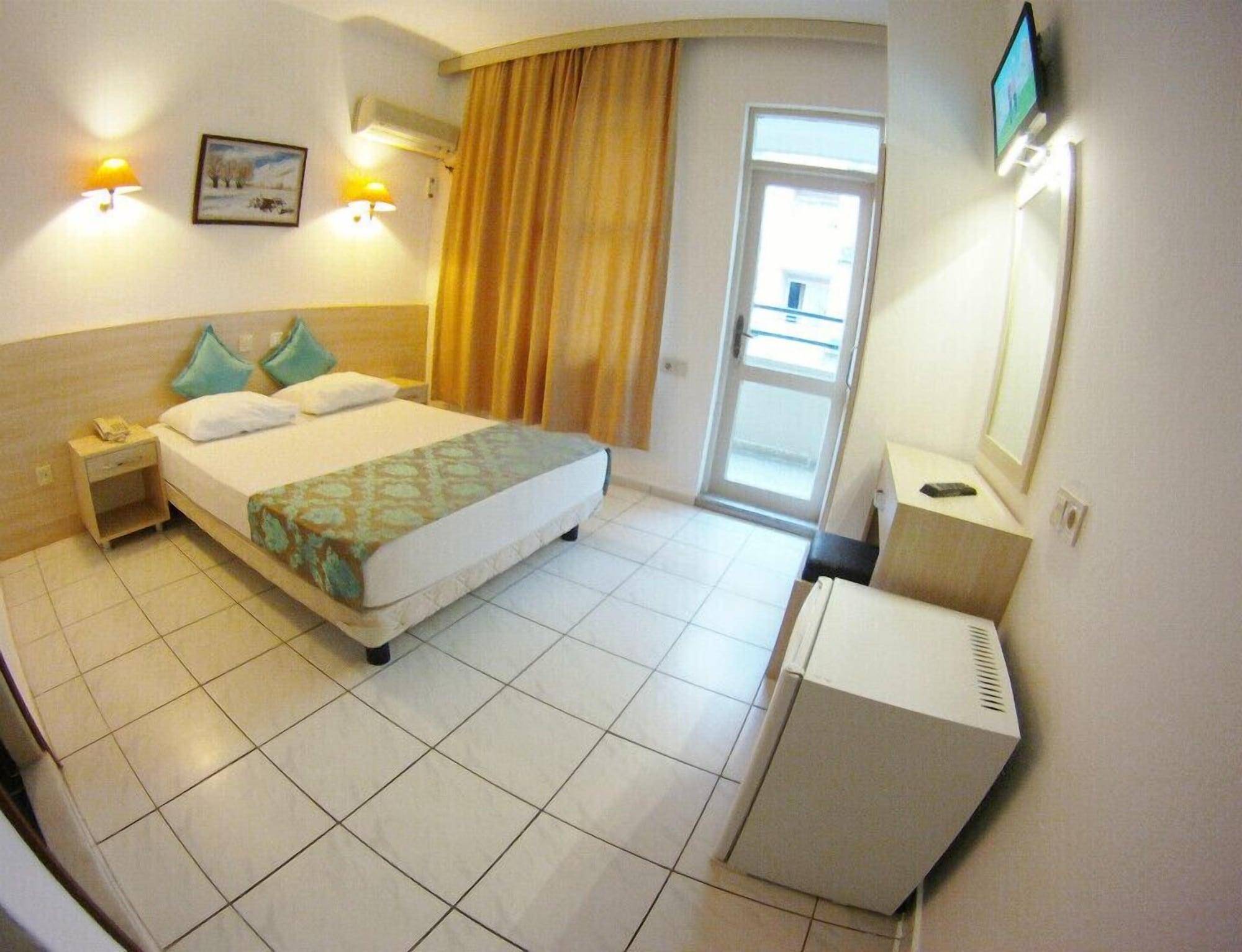 Kleopatra Carina Hotel Алания Экстерьер фото