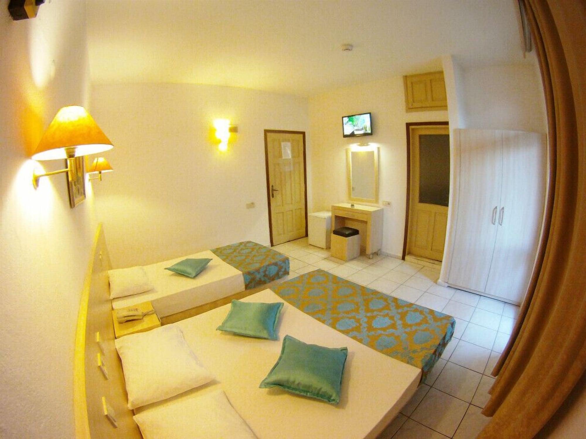 Kleopatra Carina Hotel Алания Экстерьер фото